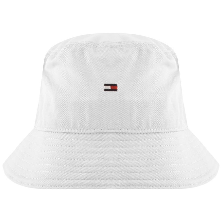 TOMMY HILFIGER TOMMY HILFIGER FLAG LOGO BUCKET HAT WHITE 