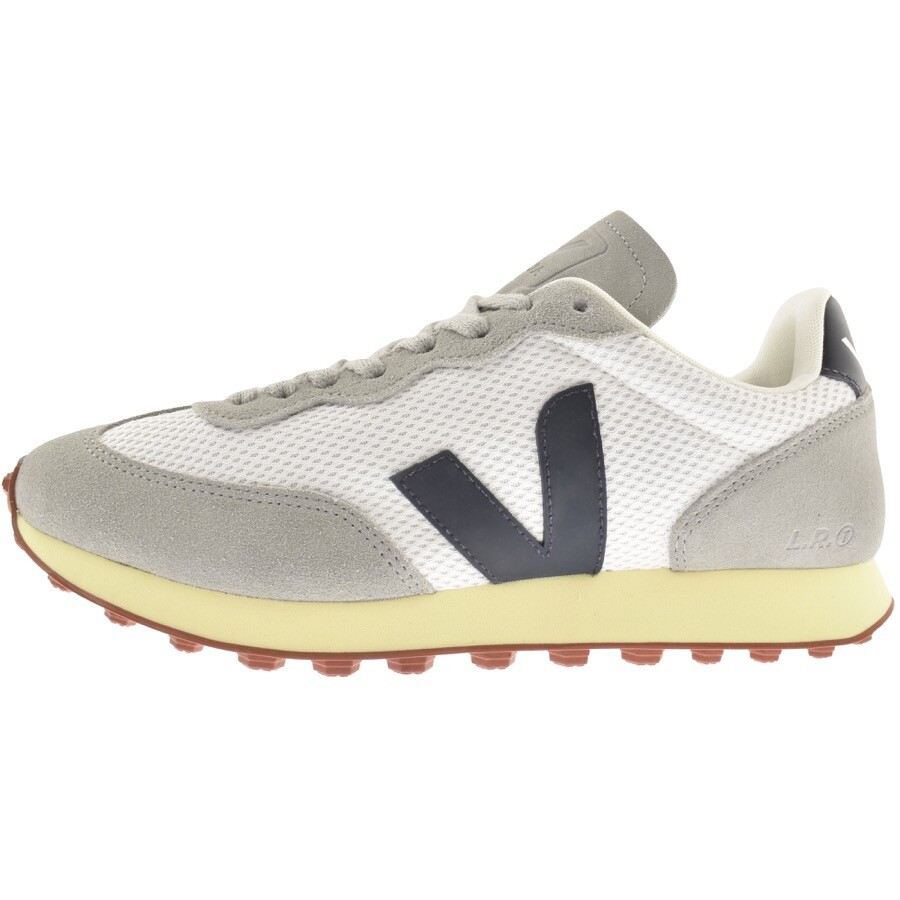 Veja Rio Branco Alveomesh Trainers White